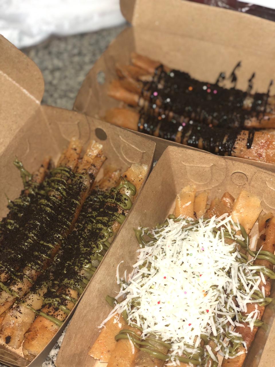 Banana Roll (Banyak varian rasa)